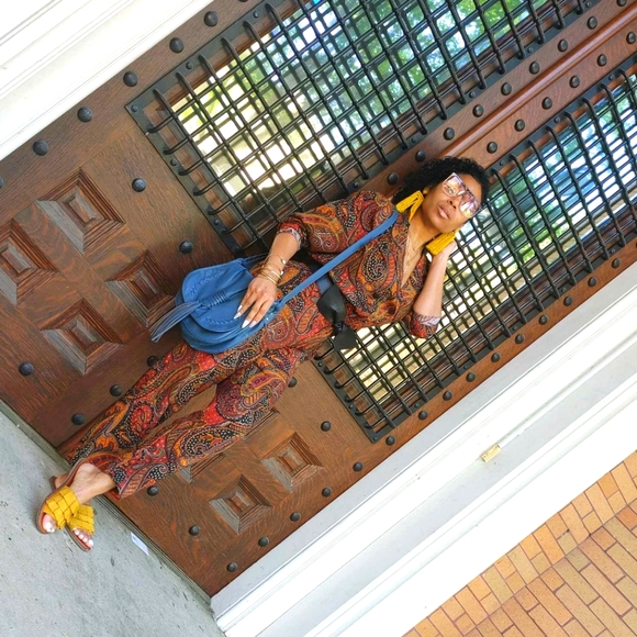 Meet your Posher, Kay. - Picture 1 of 1